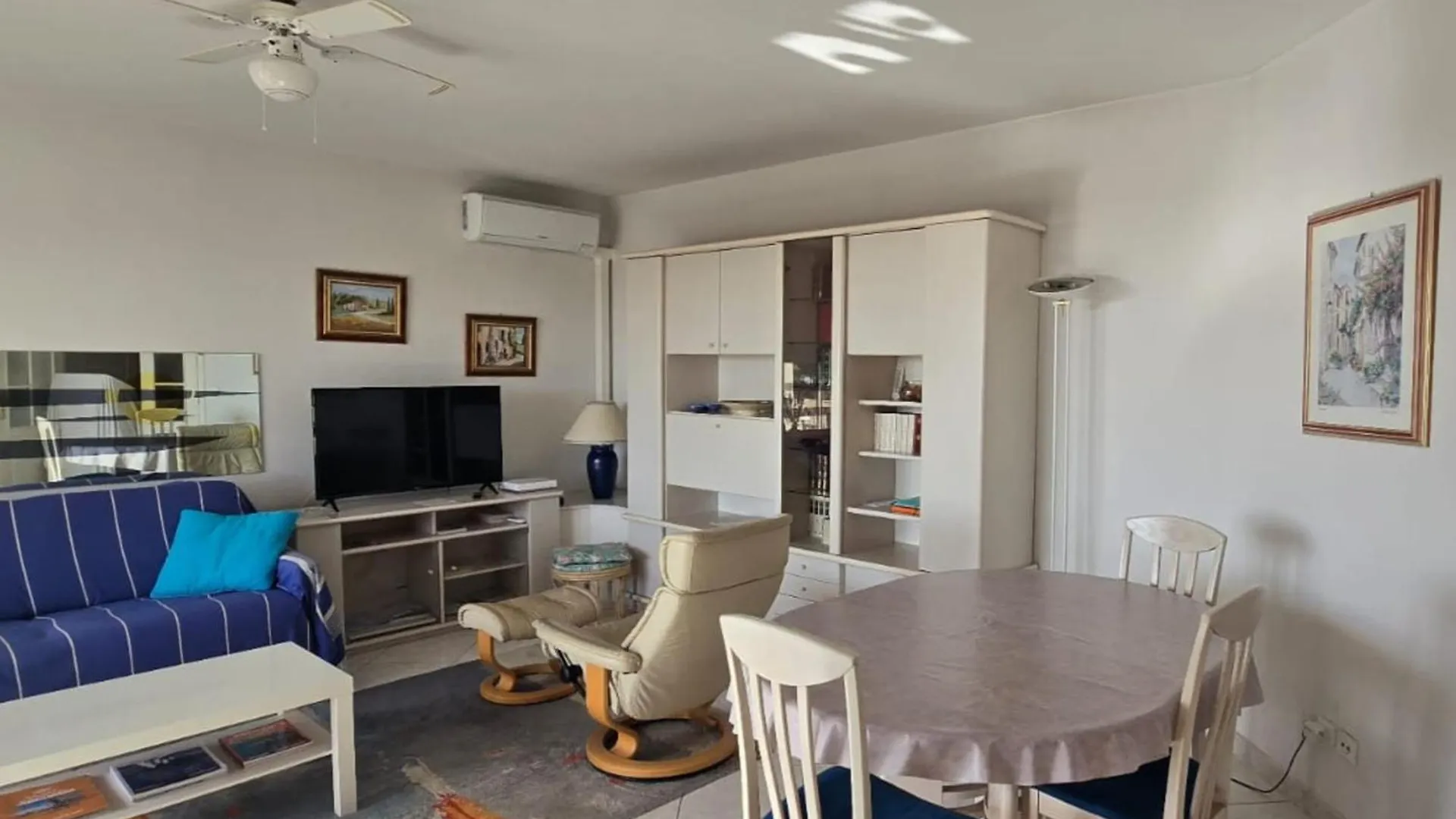Bright Apartment With Terrace In Saint-Raphael  Saint-Raphaël